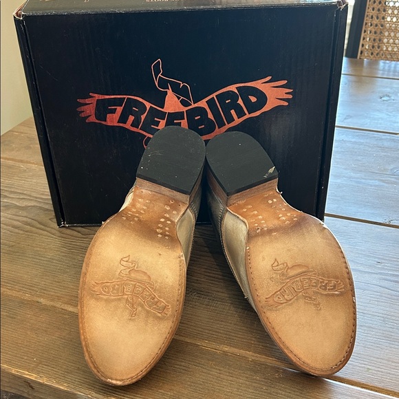 Freebird Black and Tan Leather Oxfords - Picture 3 of 3